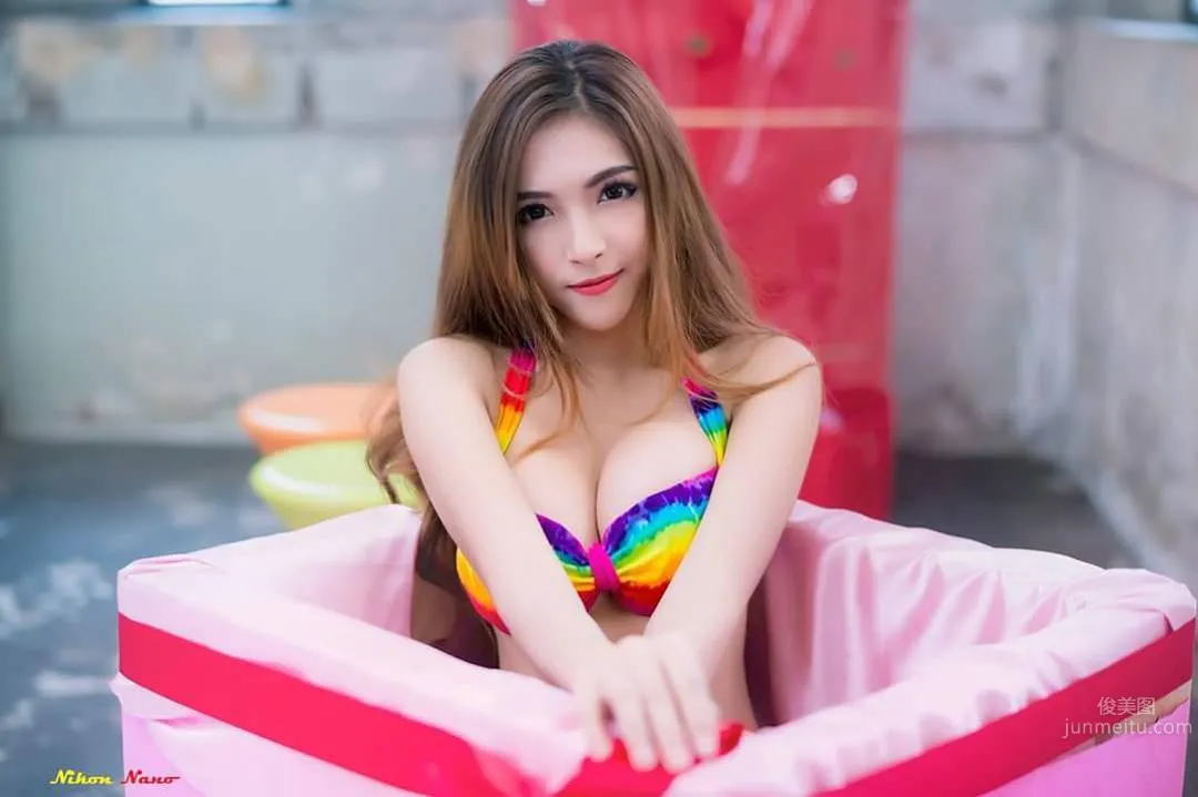 Thai Beauty Maneeya, Liverpool Football Baby photo 21