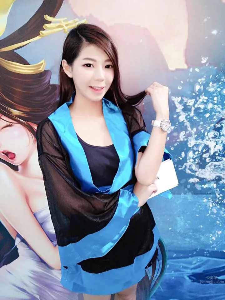 人氣SG正妹邱冰冰 場内場外的白皙美人 4