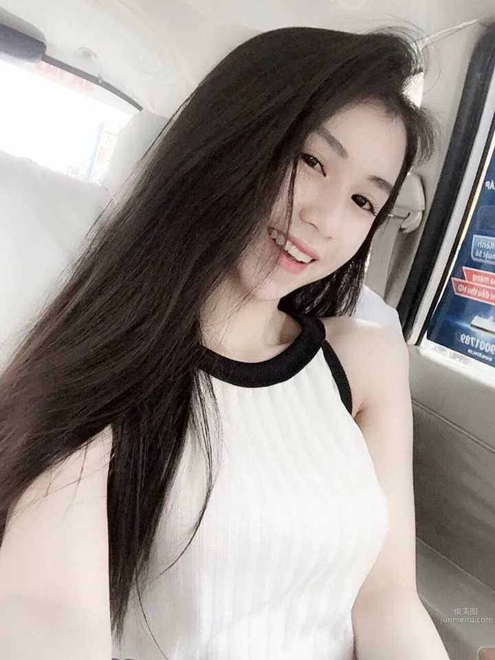 越南正妹Bùi Ngọc 混血五官精致而脱俗_2