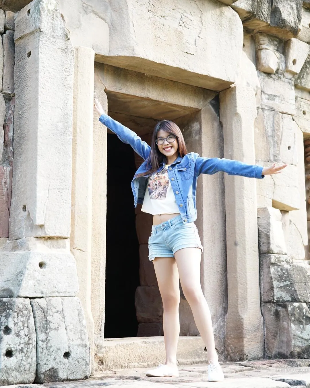 Glasses Girl Panidsara Nakha, A Down-to-Earth Thai Girl photo 22