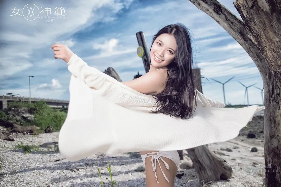 Perfect Goddess Xuanxuan Iris, A Pleasing Standard Beauty photo 6