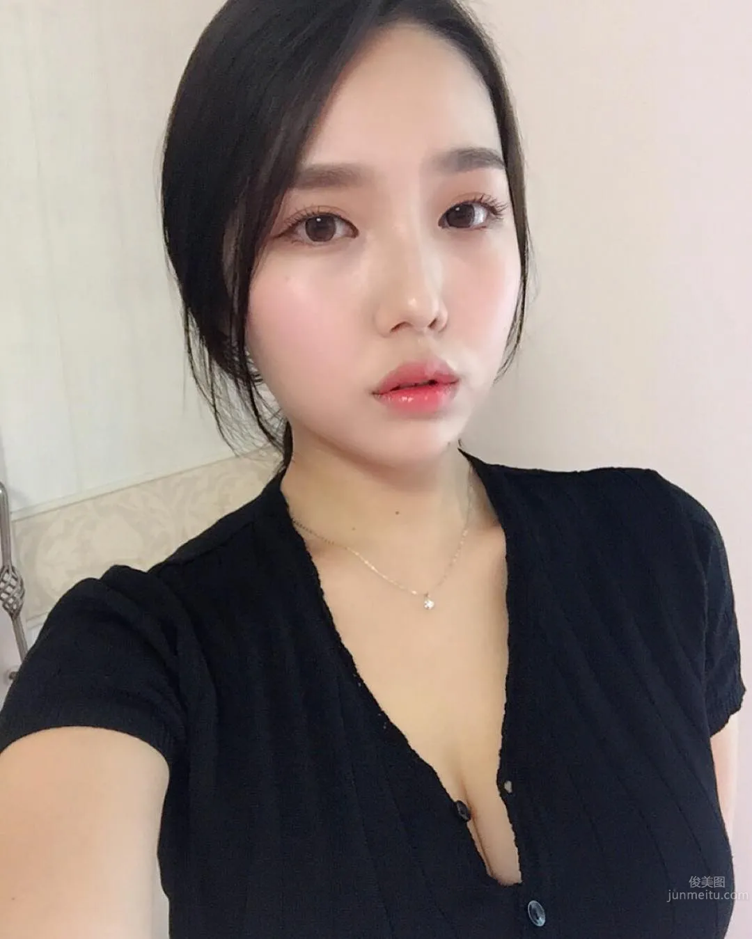 Korean Cute Girl Lee Yu Min Figure That Cannot Be Contained photo 12