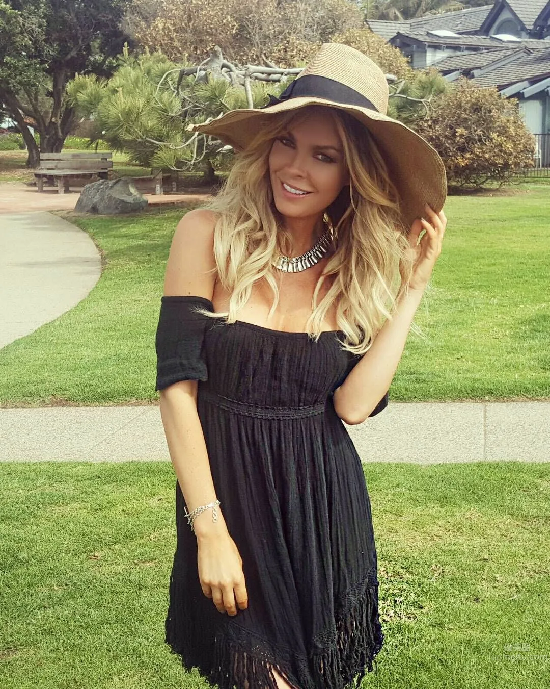 American Sweetheart Jasmine Dustin IG Sexy Photo Collection photo 2