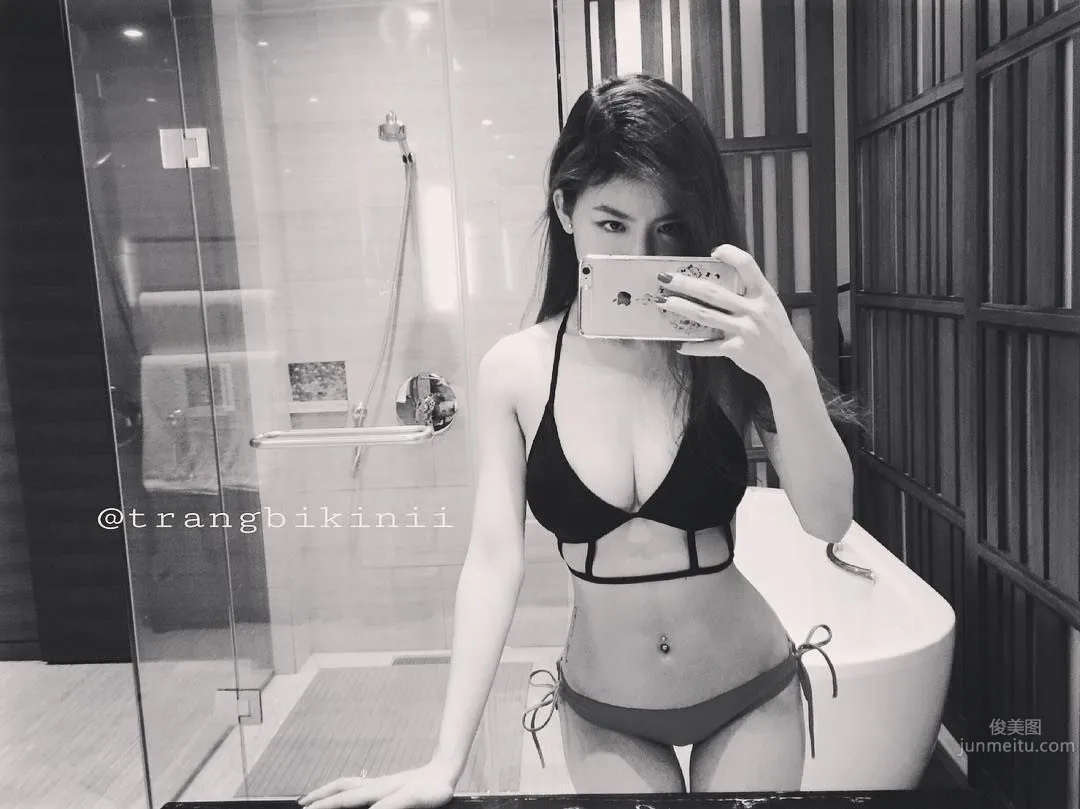 越南模特Jenie Trang Tran 冷豔外表下的性感 10