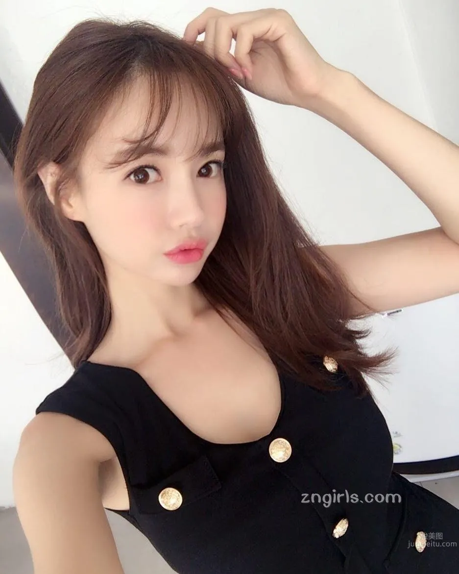 Korean Online Shop Model Hyemi Elegant and Mature Charm photo 35