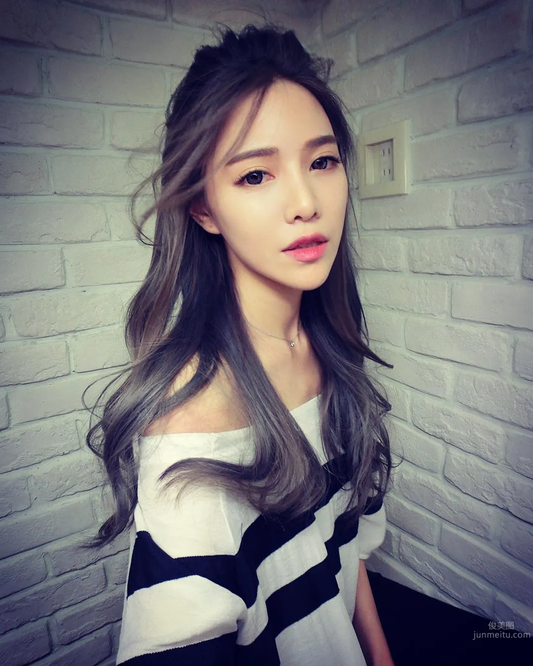 Candy Liu: Candy photo 4