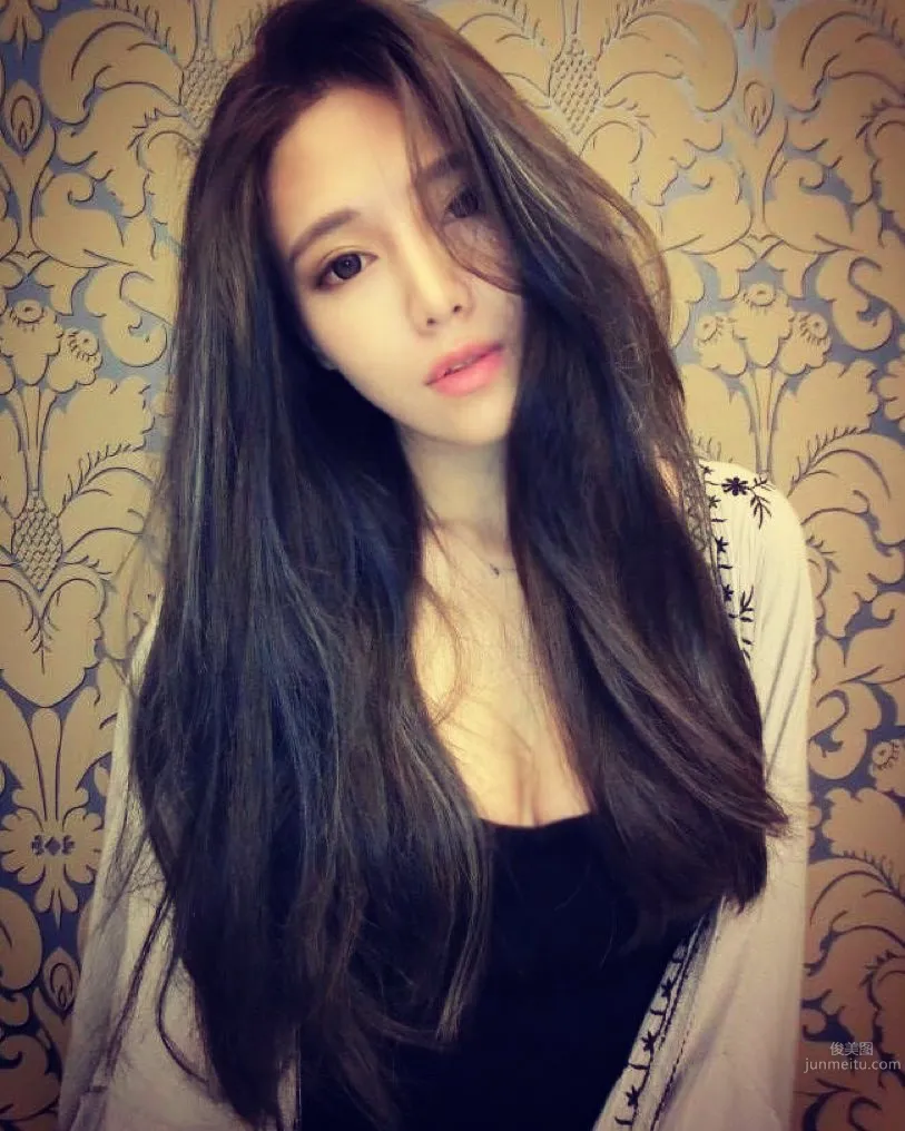 实践大学正妹Candy Liu 亮丽气质姣好身材_0