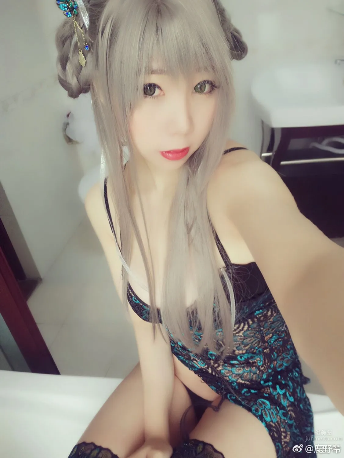 蘿莉美女鹿野希 人氣Coser私房照 11