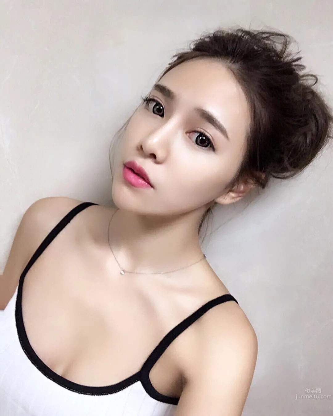 Candy Liu: Candy photo 33