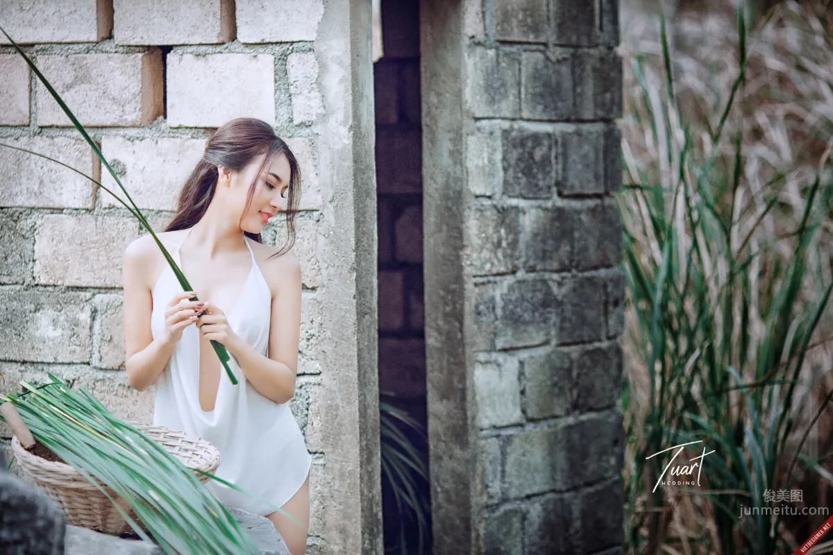 越南鄉村性感姐妹花 湖光春色救溺水少年- 上篇 33