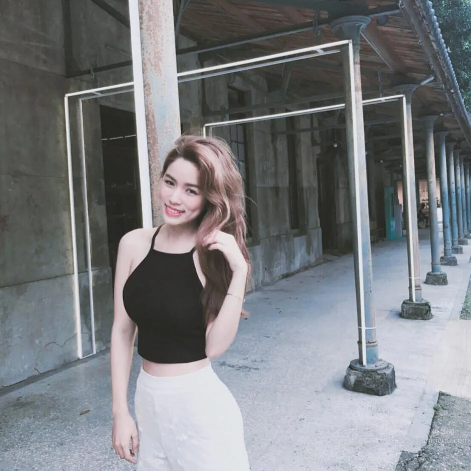 Dongwu Campus Beauty Wang Yian Bare Face Photos Big Release photo 11