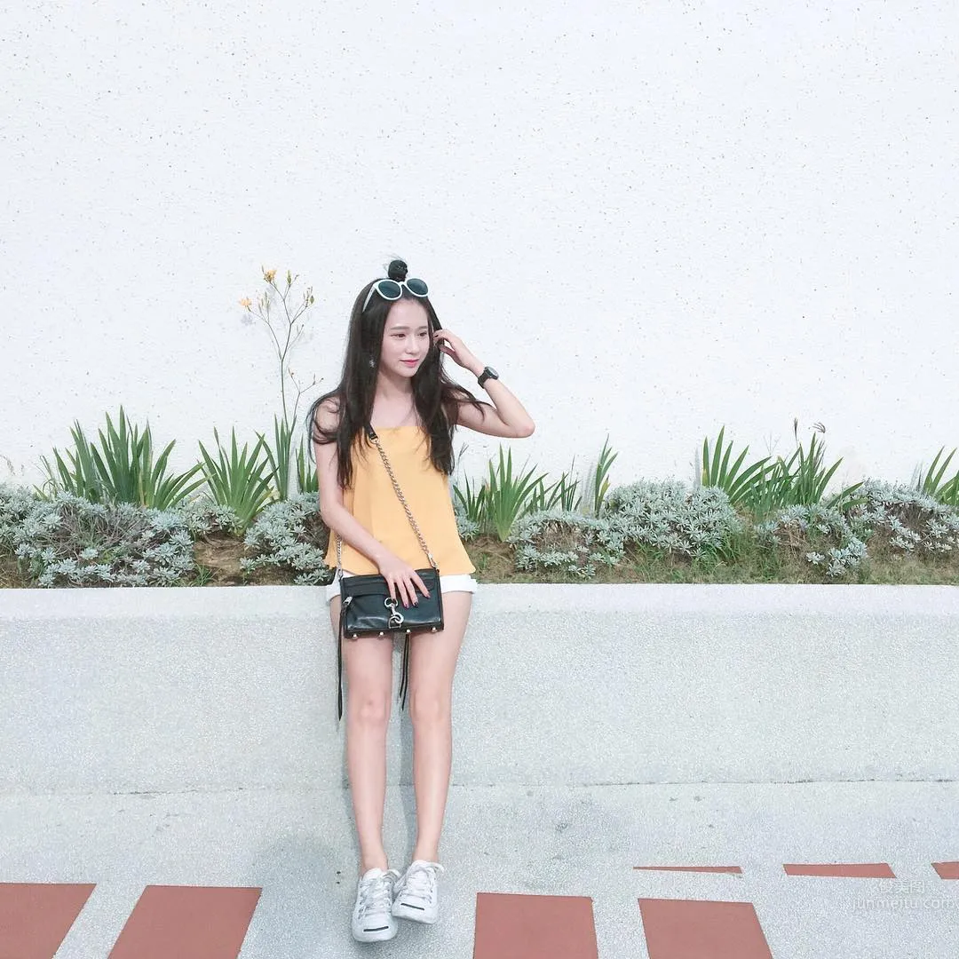 Super Cute Pure Beauty Xu Wenyu, Innocent Charming Smile Most Eye-Catching photo 14