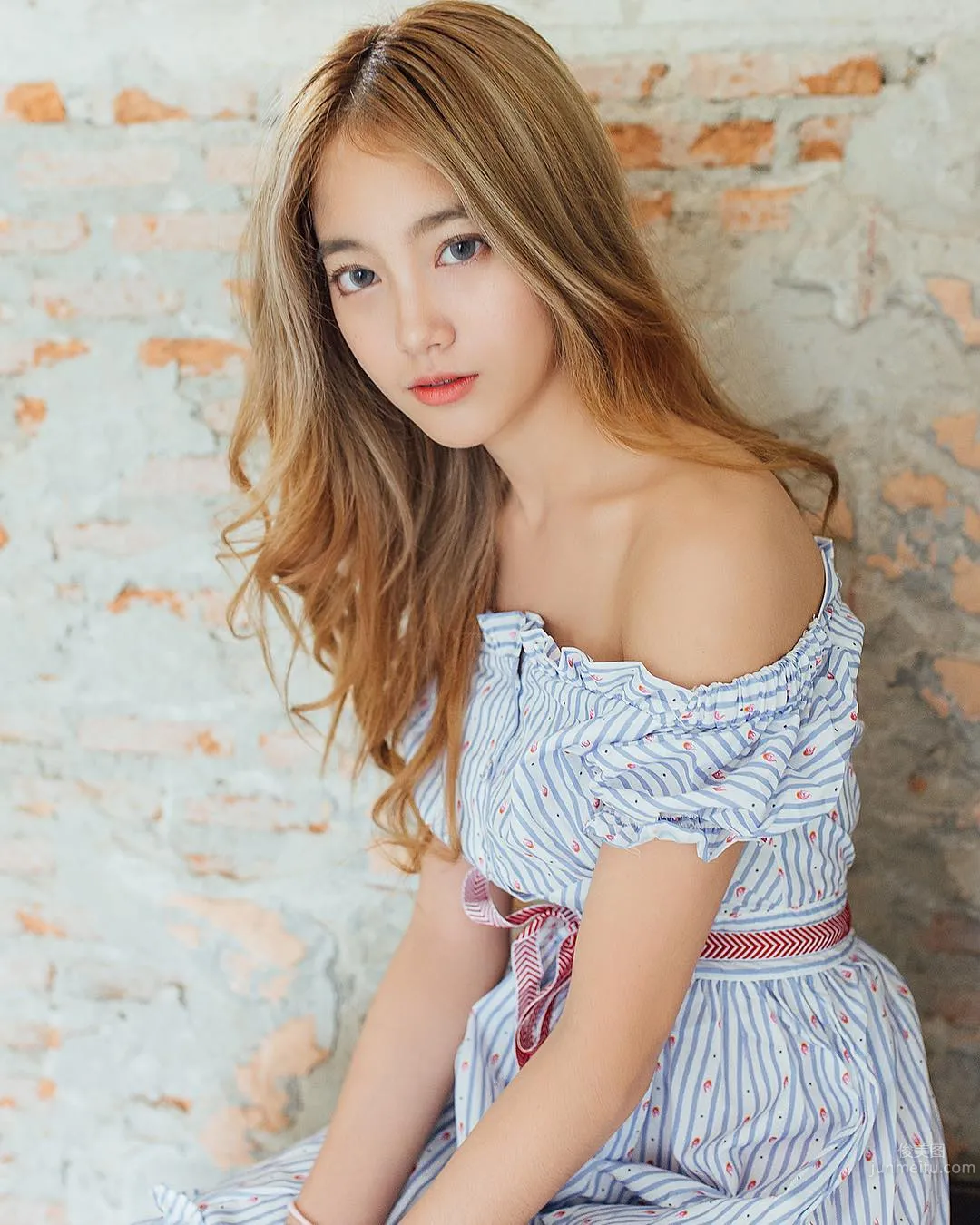 清纯美女Pimploy Chitranapawong唯美写真_27