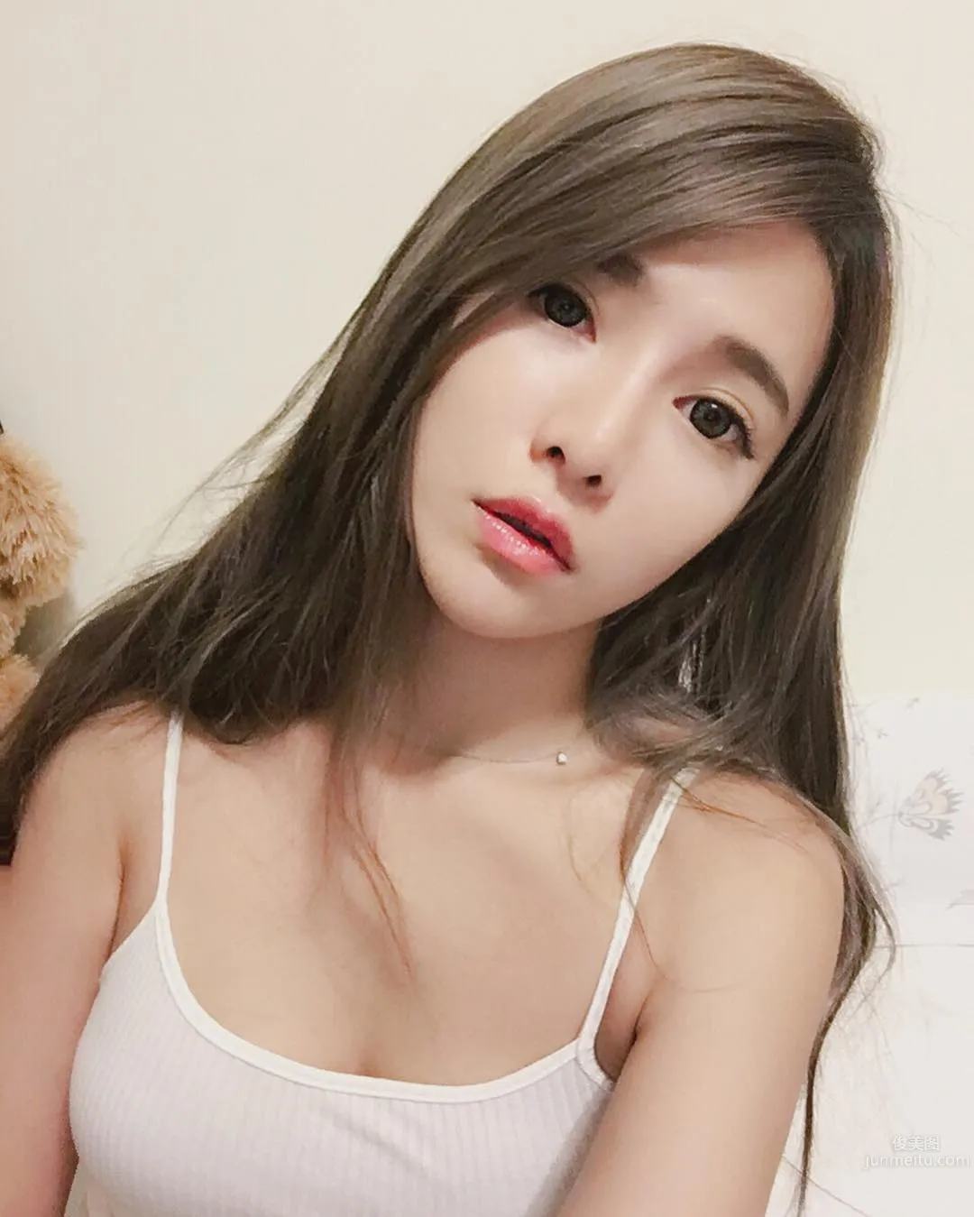Candy Liu: Candy photo 31
