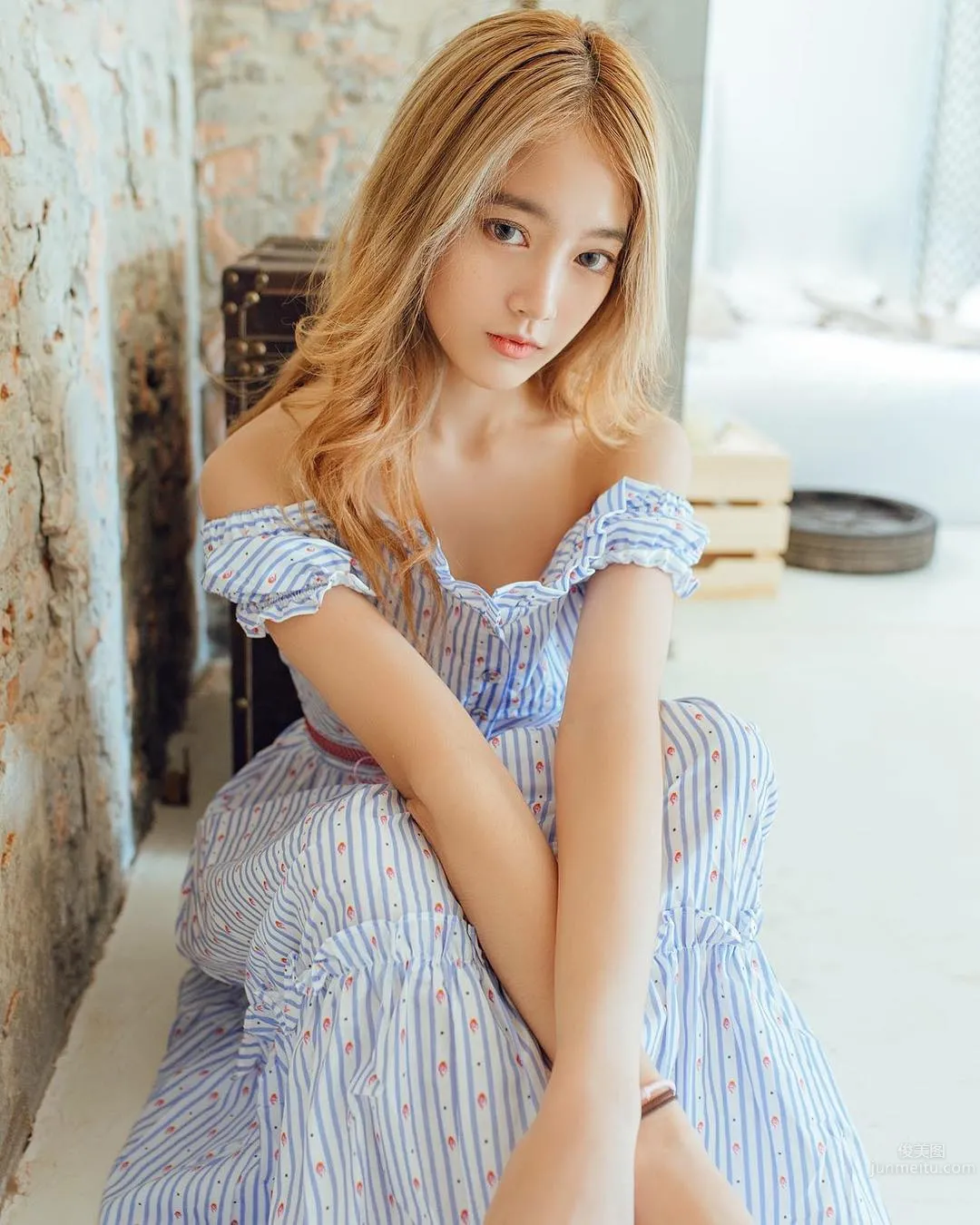 清纯美女Pimploy Chitranapawong唯美写真_29
