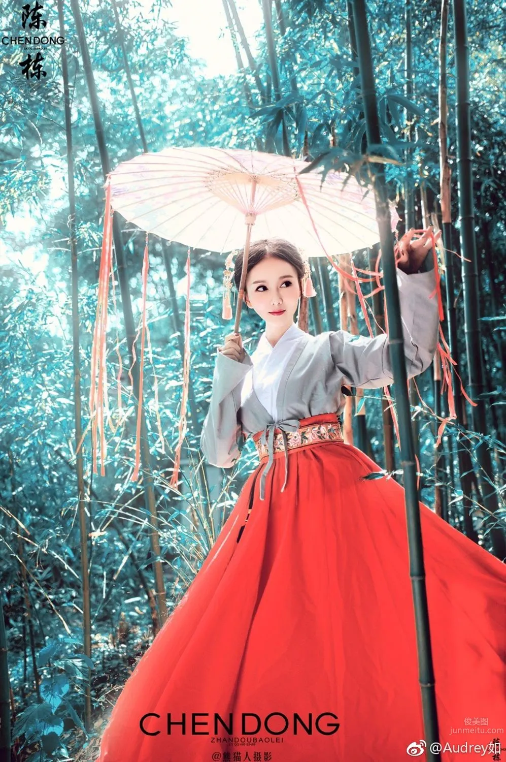 Classical Beauty Audrey Ru, Elegant Bearing Across Ten Miles of Peach Blossoms photo 21