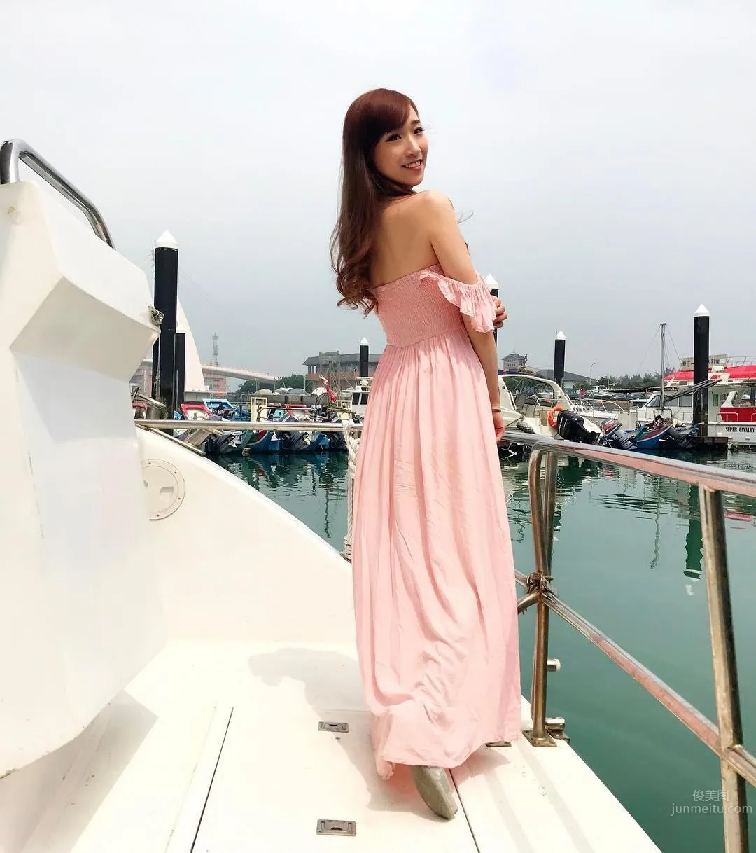 林書葶Una 超萌最新甜美國光女神 20