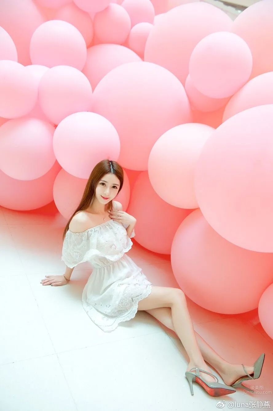 摩羯美眉張靜燕 微博私房定制寫真 5