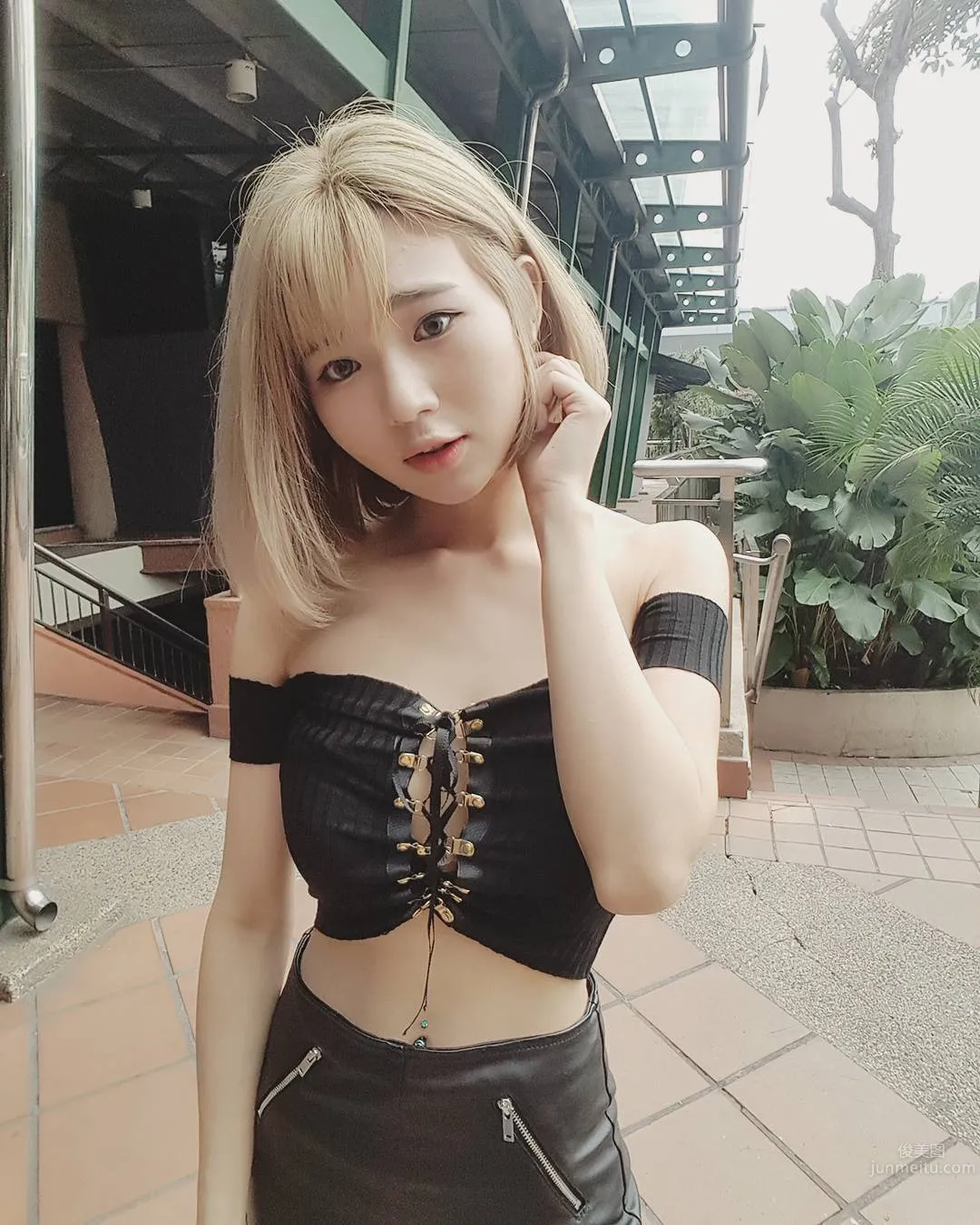 大馬蘿莉Sylvia Tan 小隻馬也有好身材 28