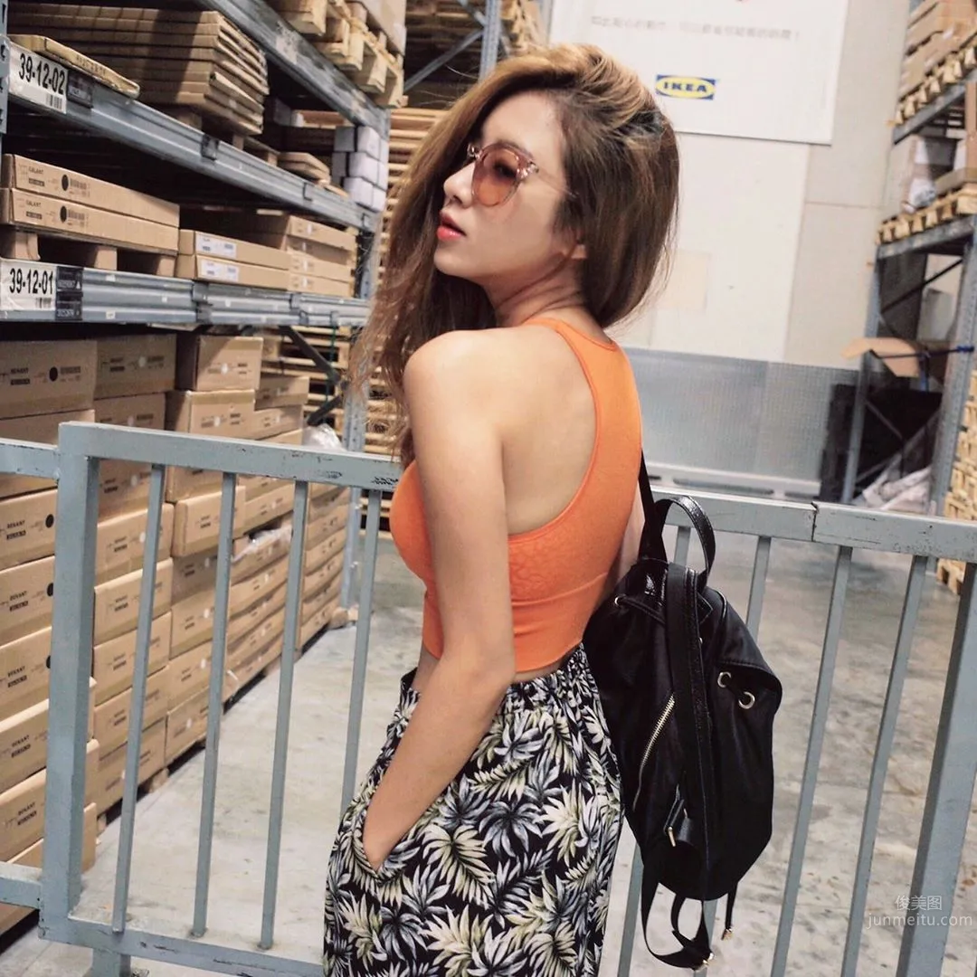 長腿正妹呂妍芯 身材出衆氣質迷人 9