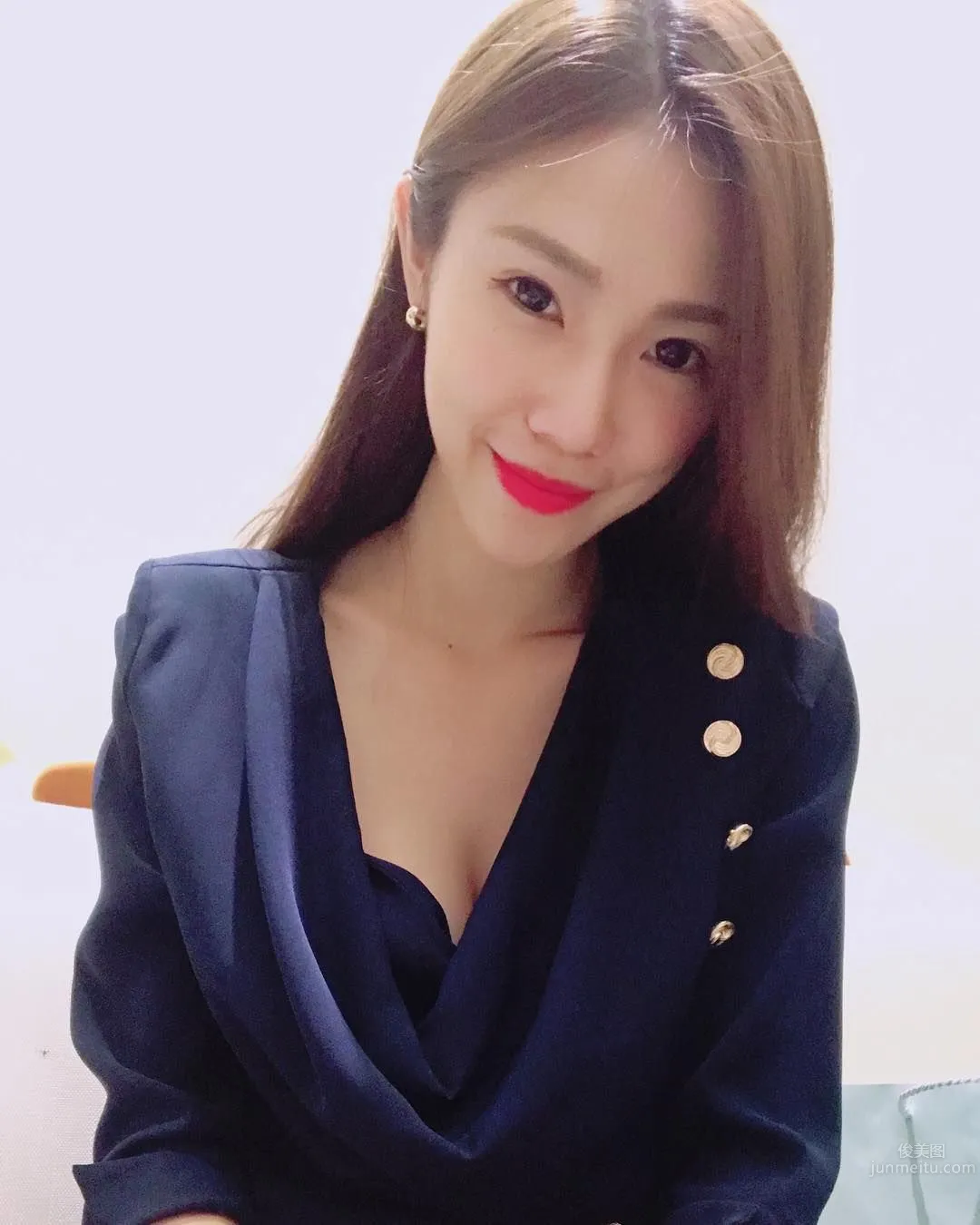 17平台女主播黛熙Daisy 爱猫女生的日常私房照_19