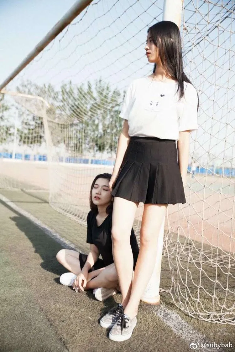 维族美女苏比 微博时尚私房写真_23