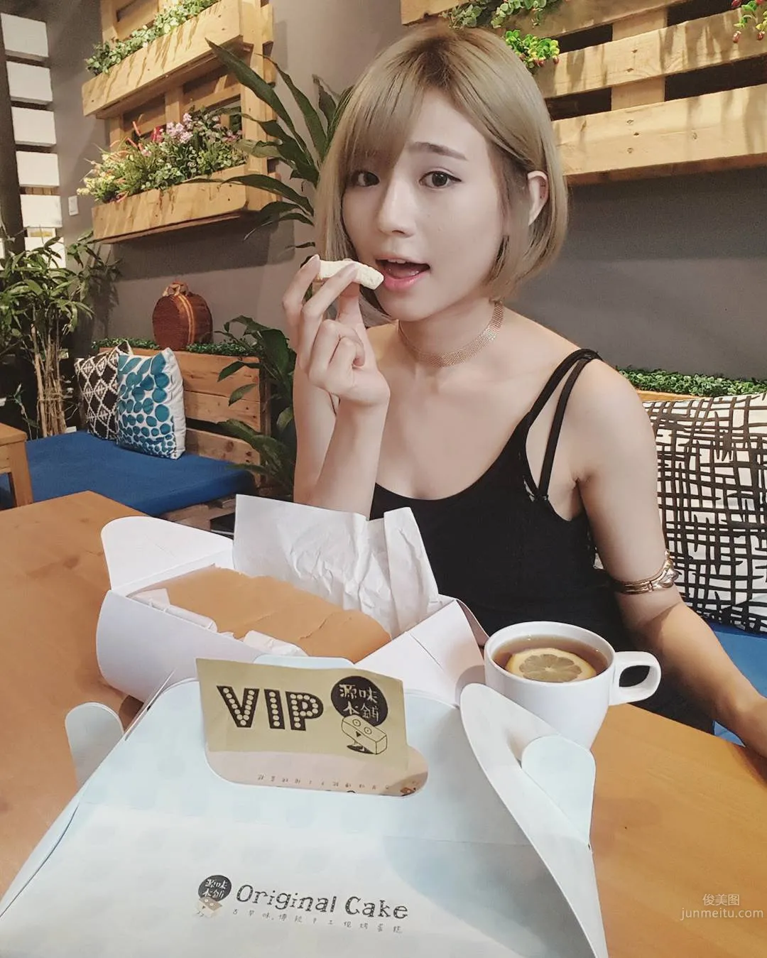 大馬蘿莉Sylvia Tan 小隻馬也有好身材 44