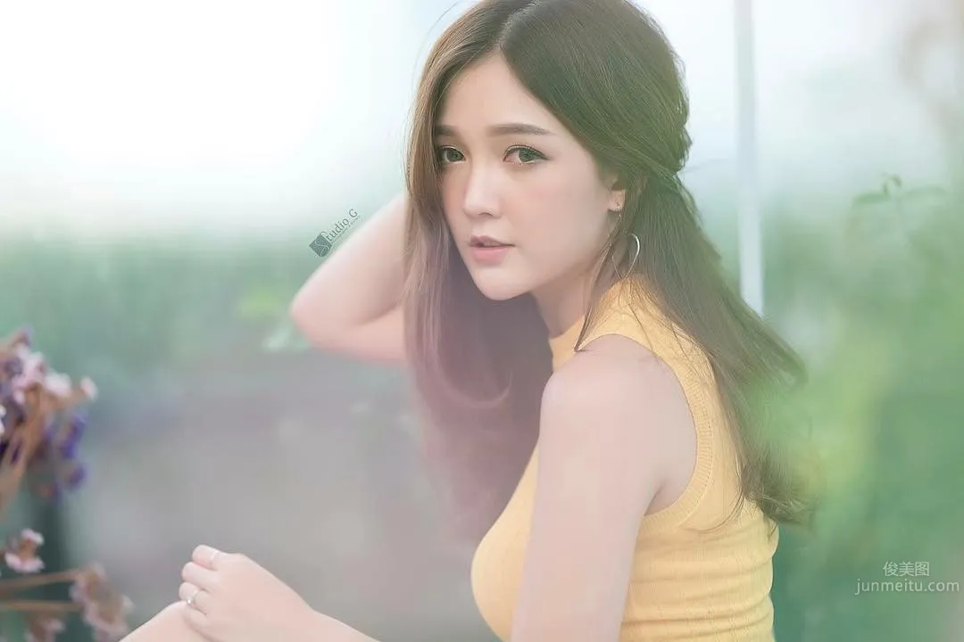 Thai Beauty Rossarin Sweet and Lovely, Super Hot Bikini Sparks Imagination photo 12
