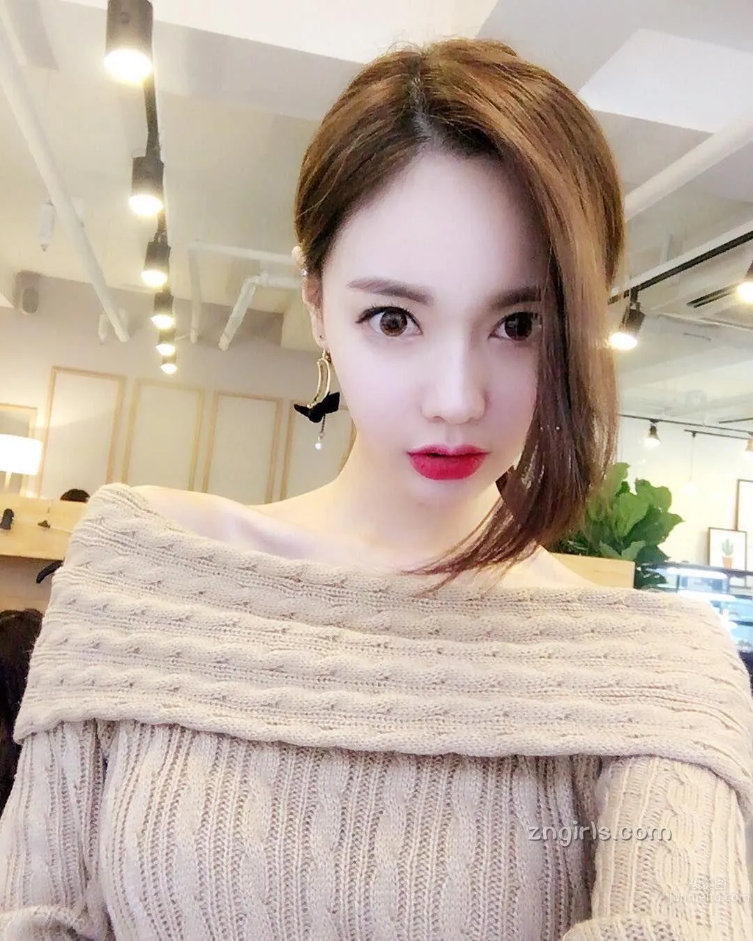 Korean Online Shop Model Hyemi Elegant and Mature Charm photo 4