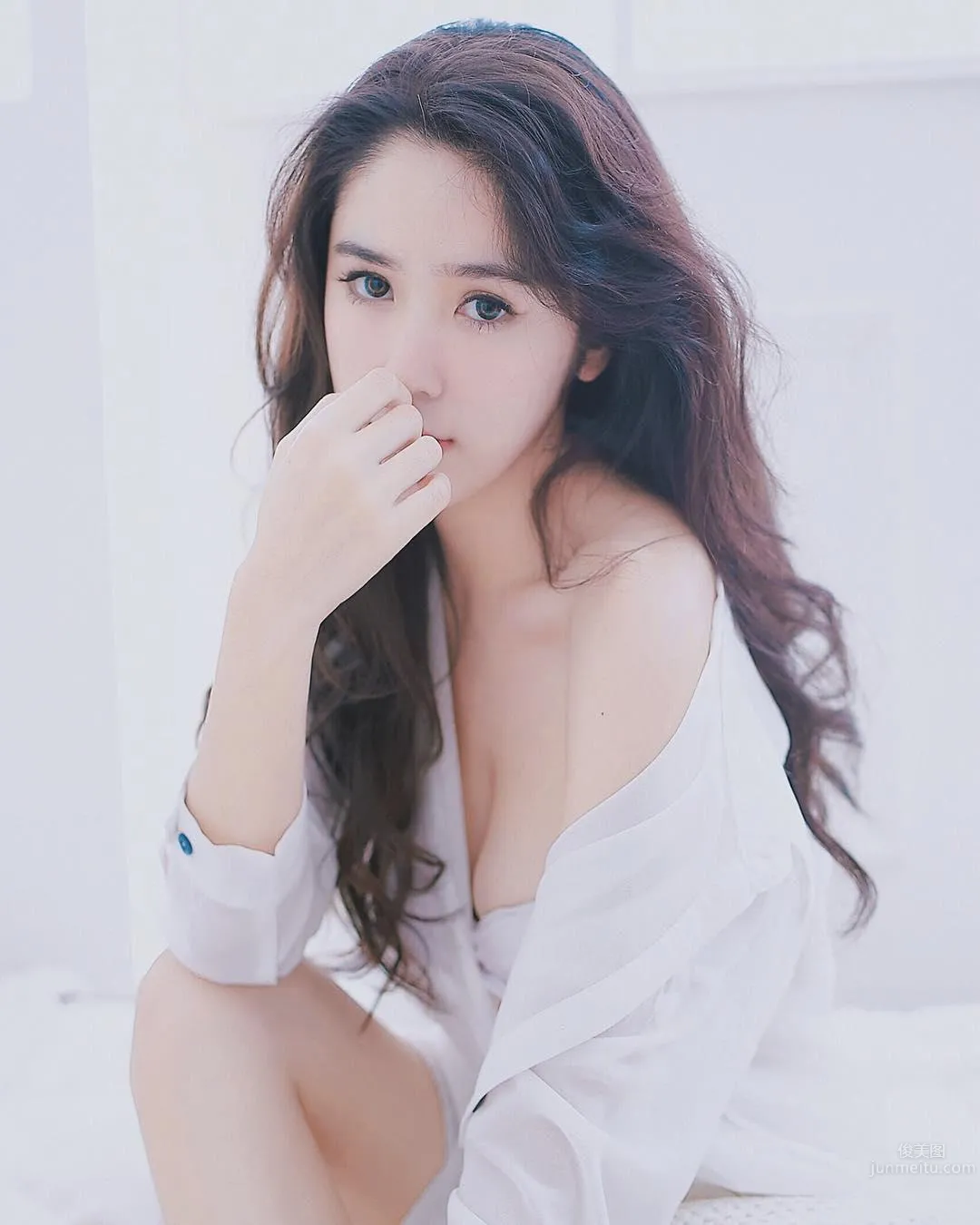 Dongwu Campus Beauty Wang Yian Bare Face Photos Big Release photo 6