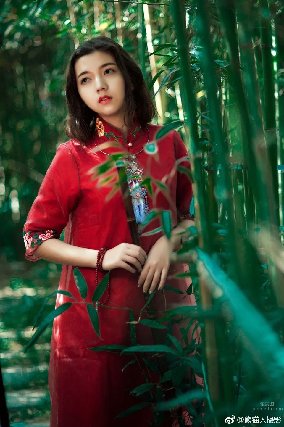 维族美女苏比 微博时尚私房写真_64