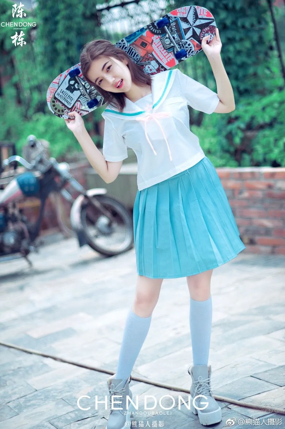 维族美女苏比 微博时尚私房写真_51