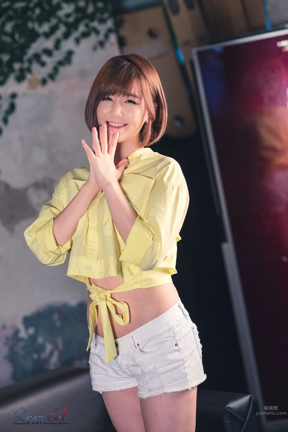 人气短发车模韩慧恩 丹凤眼灵动美人图_54