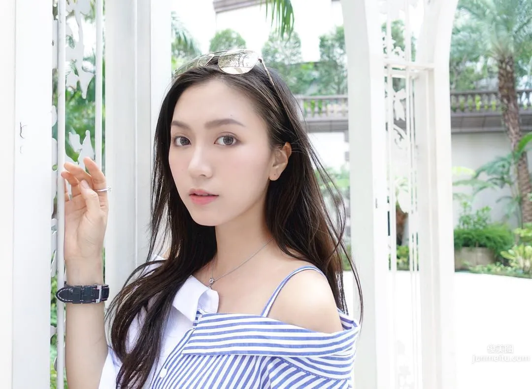 Hong Kong Model Zhang Xinxin Eye-Catching Street Photos photo 26