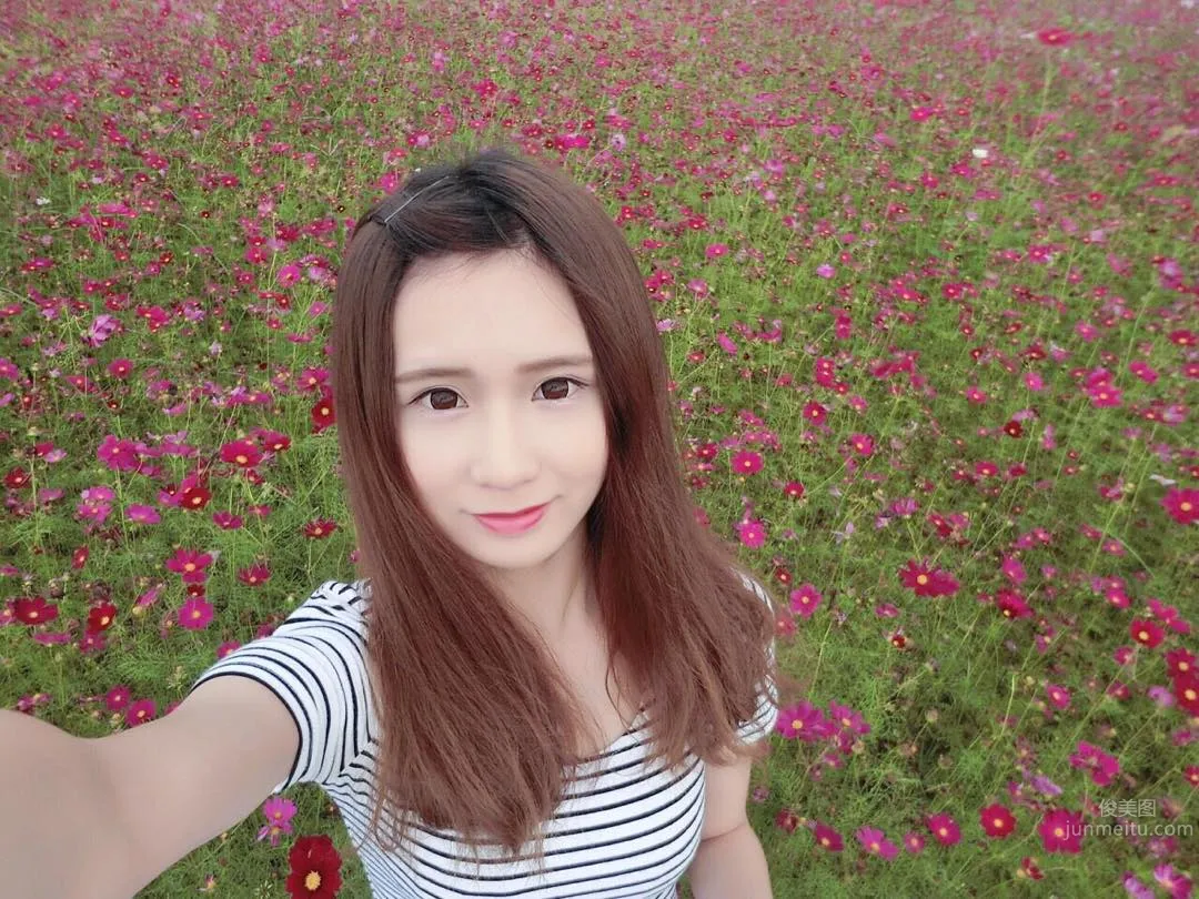 超萌清纯正妹许纹毓 无辜迷人笑容最吸睛_0