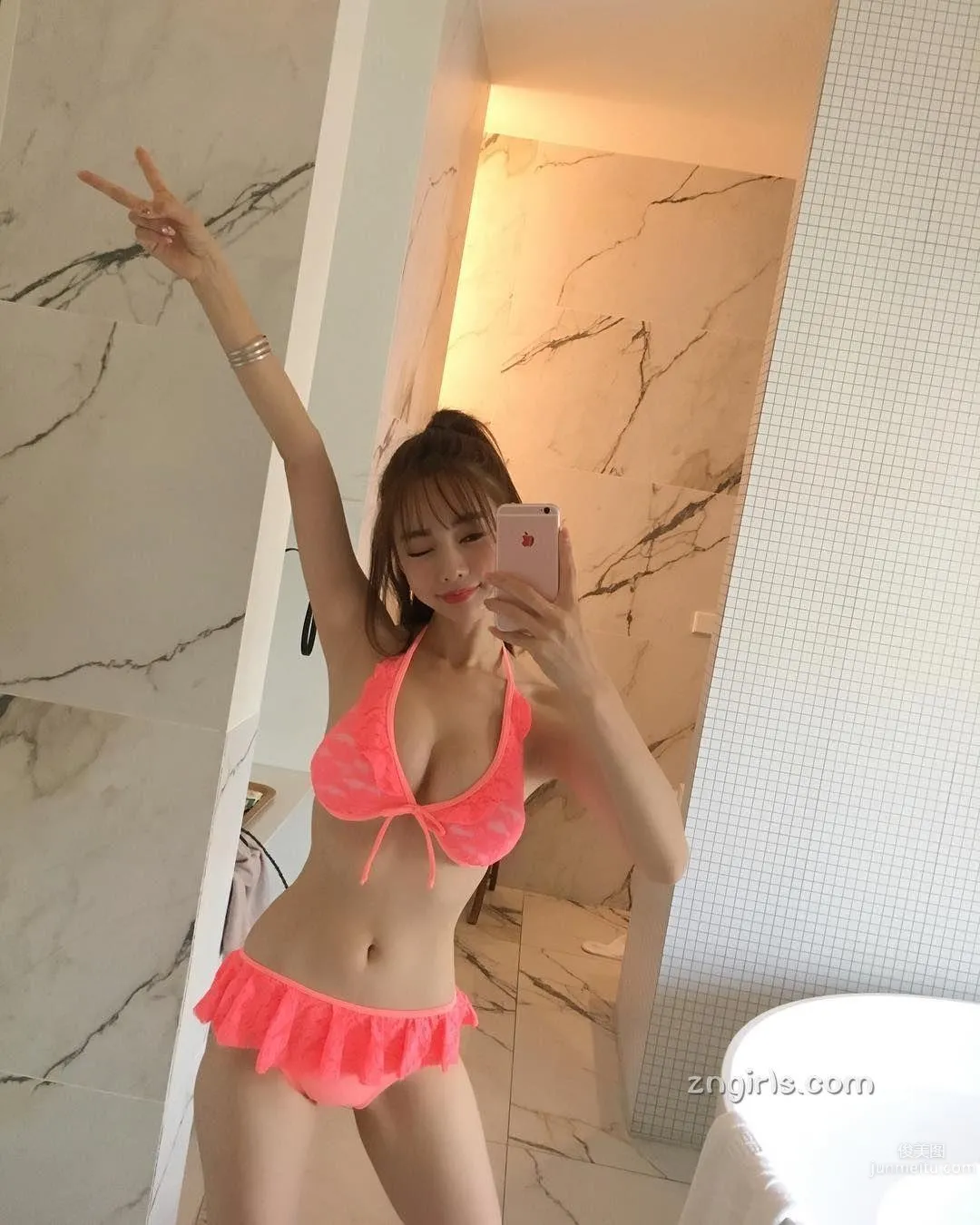 Korean Online Shop Model Hyemi Elegant and Mature Charm photo 33
