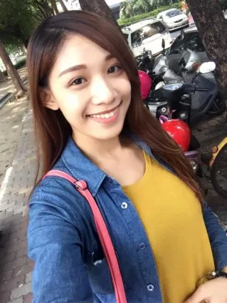 9头身美少女黎娜 车模&amp;Sg都不在话下