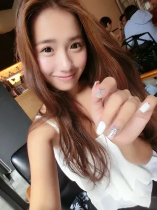 台灣正妹林晏愉 清新甜美根本天菜