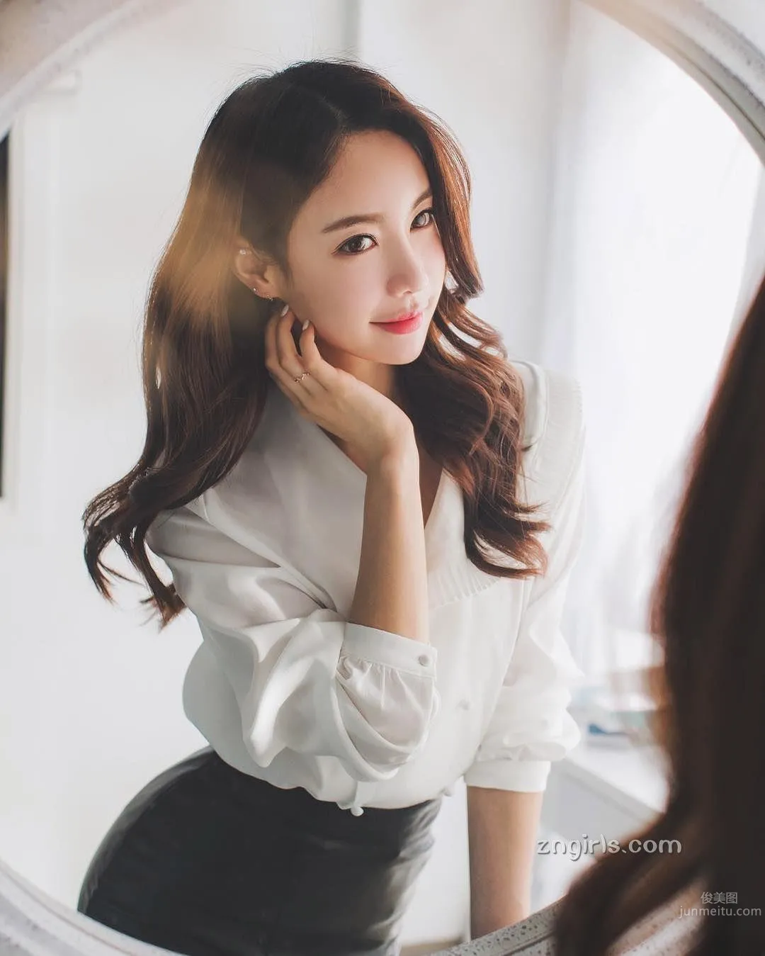 Korean Online Shop Model Hyemi Elegant and Mature Charm photo 7