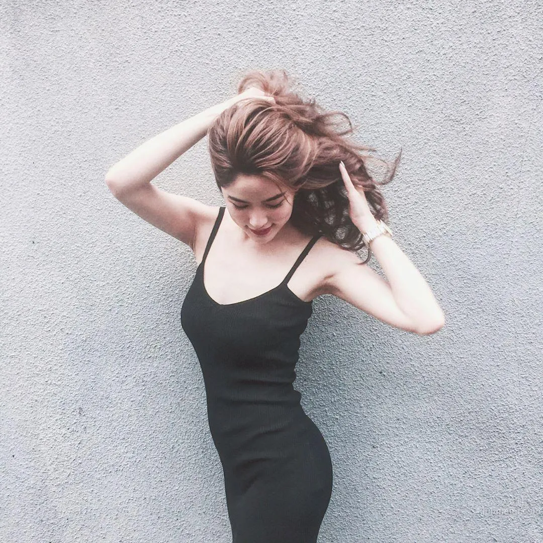 Dongwu Campus Beauty Wang Yian Bare Face Photos Big Release photo 7