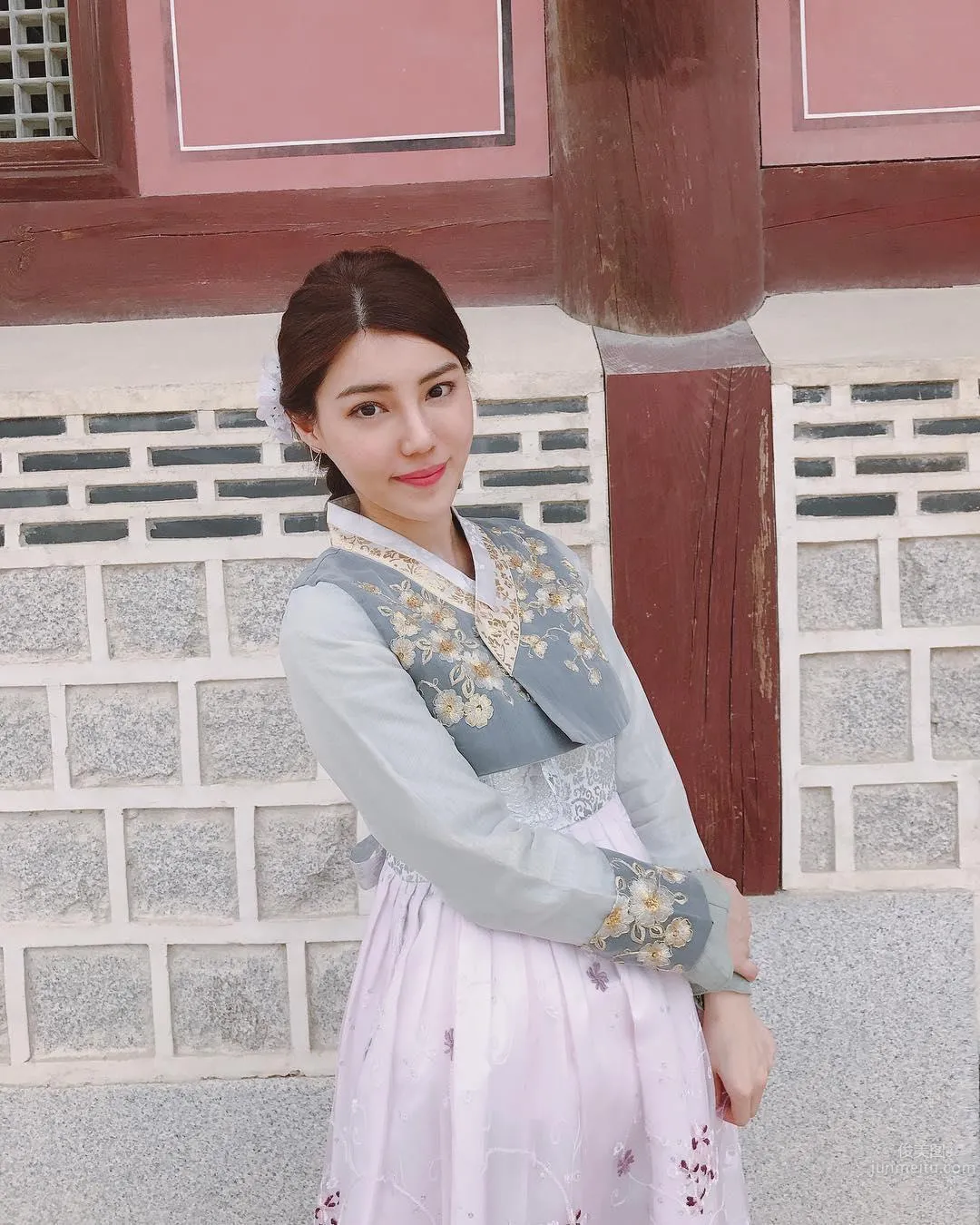 China Airlines Flight Attendant Livia Rong, Elegant Beauty Super Eye-Catching photo 33