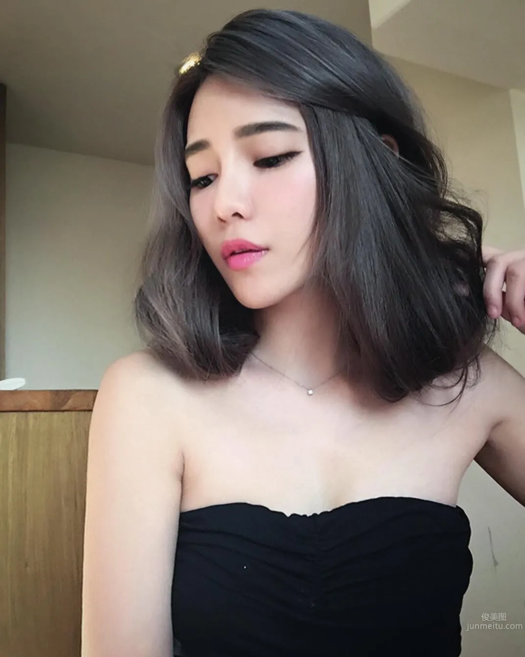 Candy Liu: Candy photo 14
