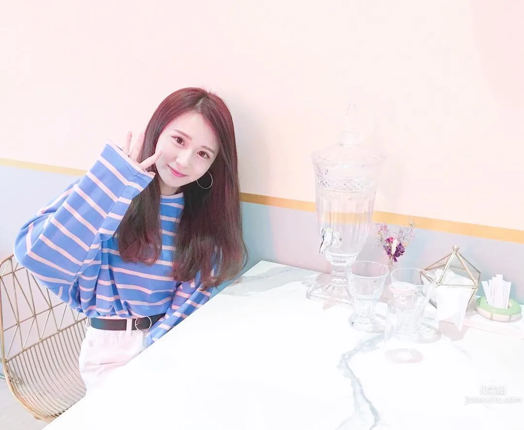 Super Cute Pure Beauty Xu Wenyu, Innocent Charming Smile Most Eye-Catching photo 10