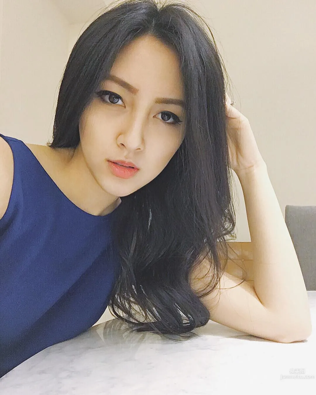 Vietnamese Mature Woman Jessie Luong: A Beauty with Off-the-Charts Cool Elegance photo 5