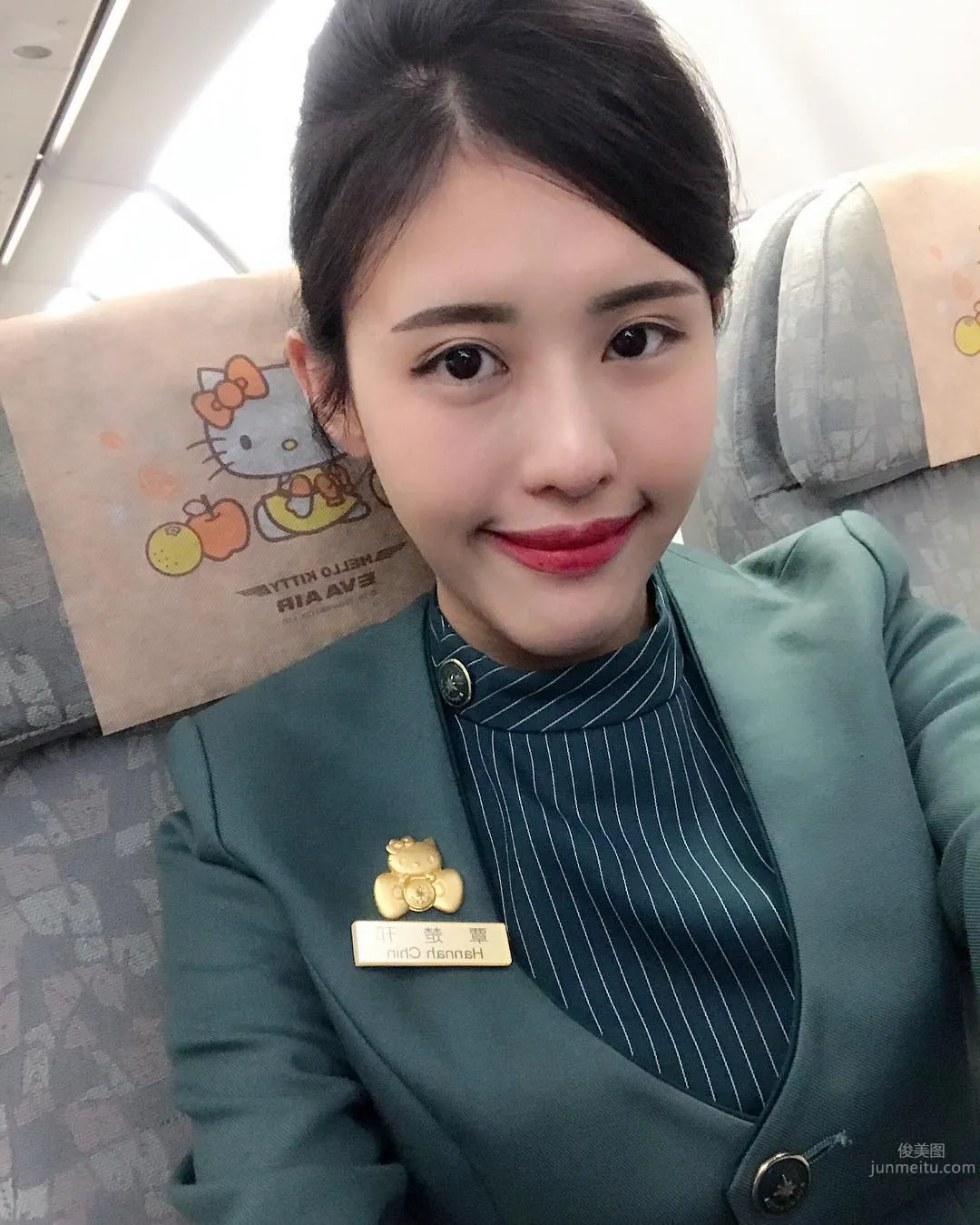 護理系校花Hannah Chin 轉型空姐俏麗私房照 13