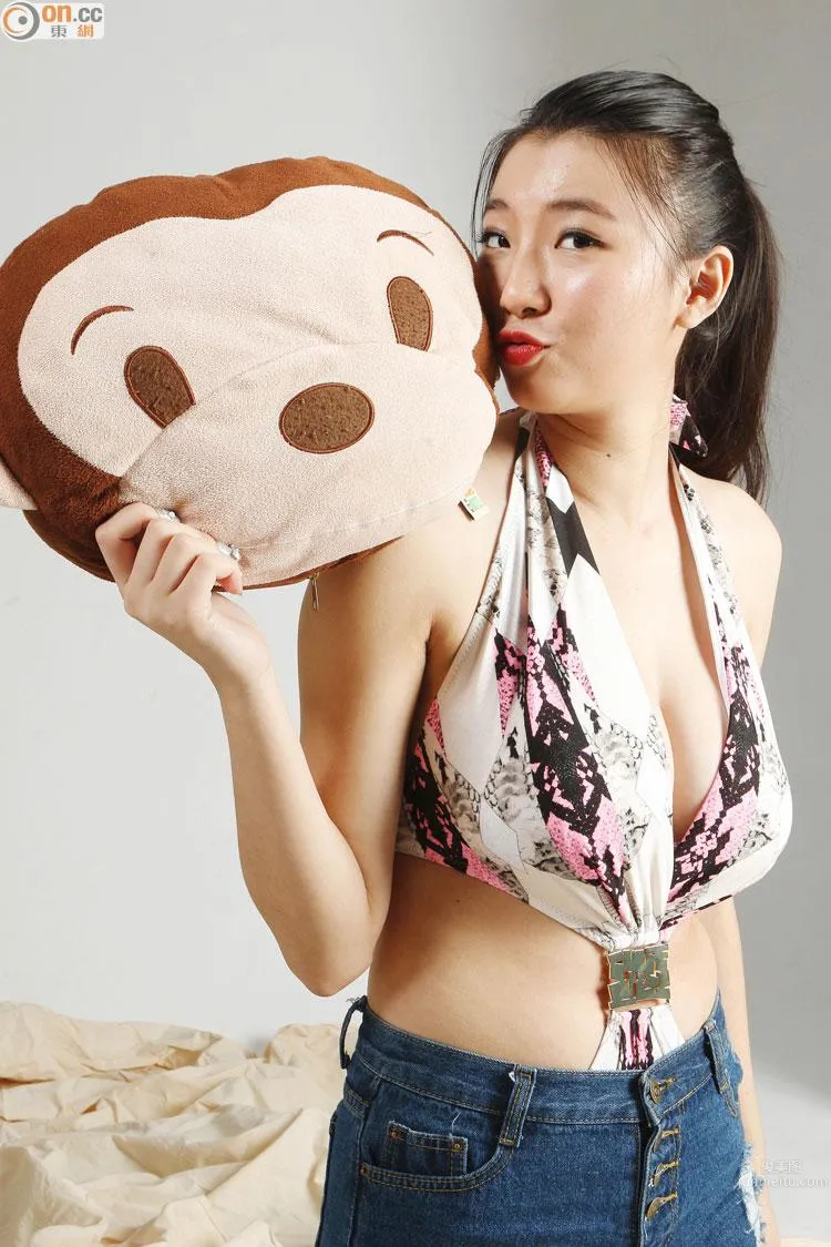 Hong Kong 34G Young Model Mai Zili Sexy Bikini Big Release photo 7
