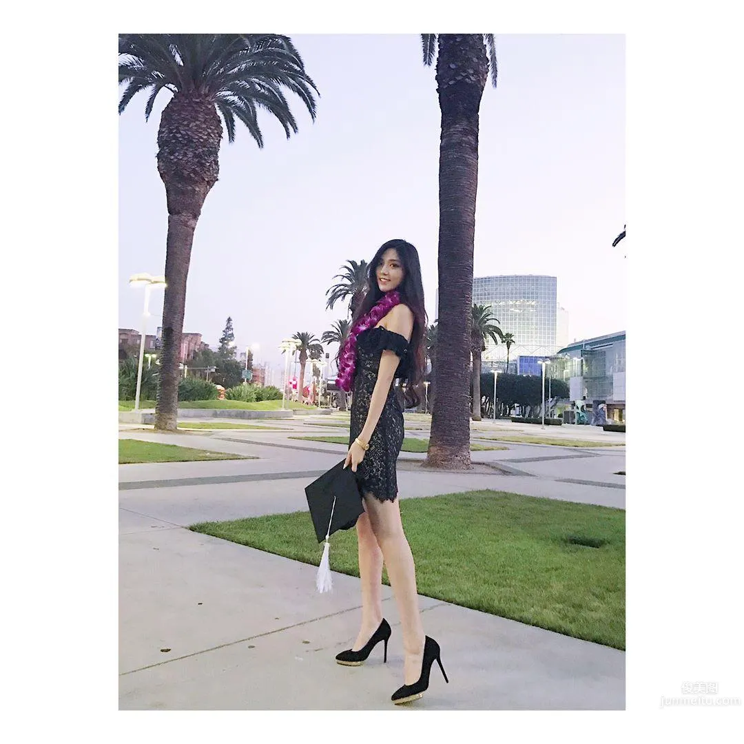 Miss Rebecca, Boyfriend's Perspective Is Too Eye-Catching photo 13