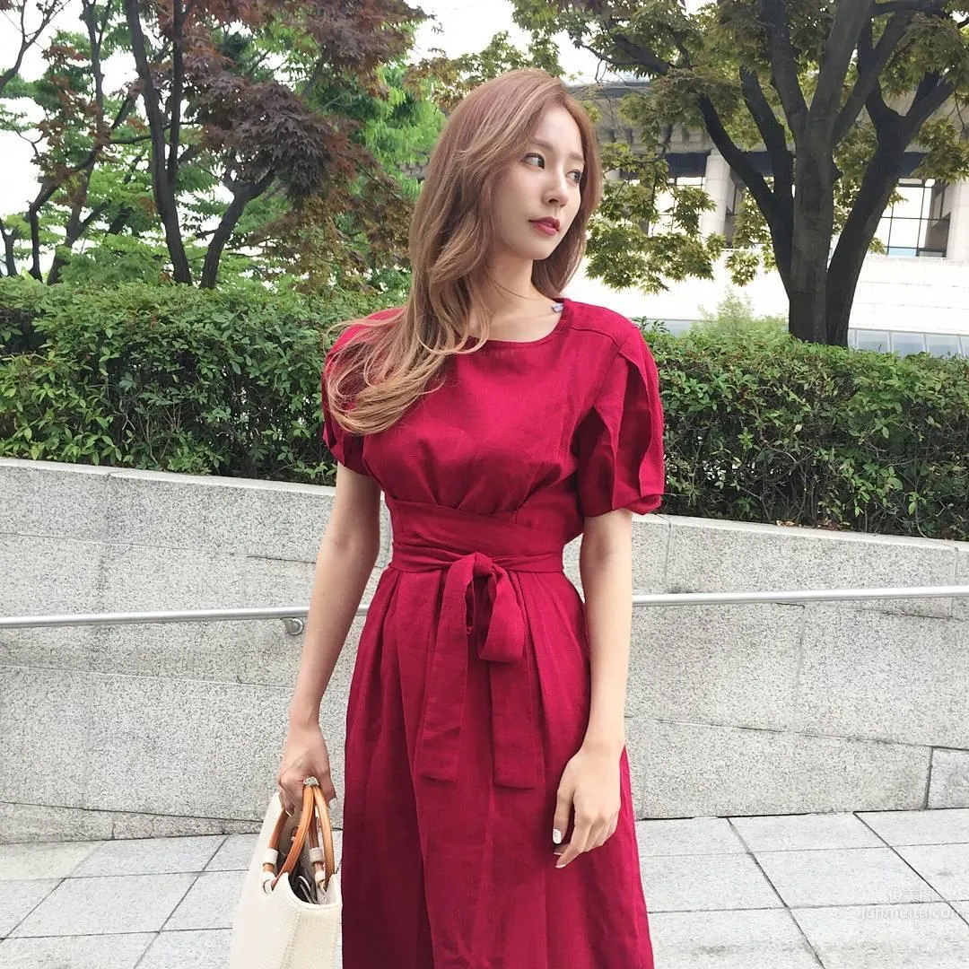 Korean Flawless Beauty Kim Bo-ra's IG Private Shoot Photos photo 16