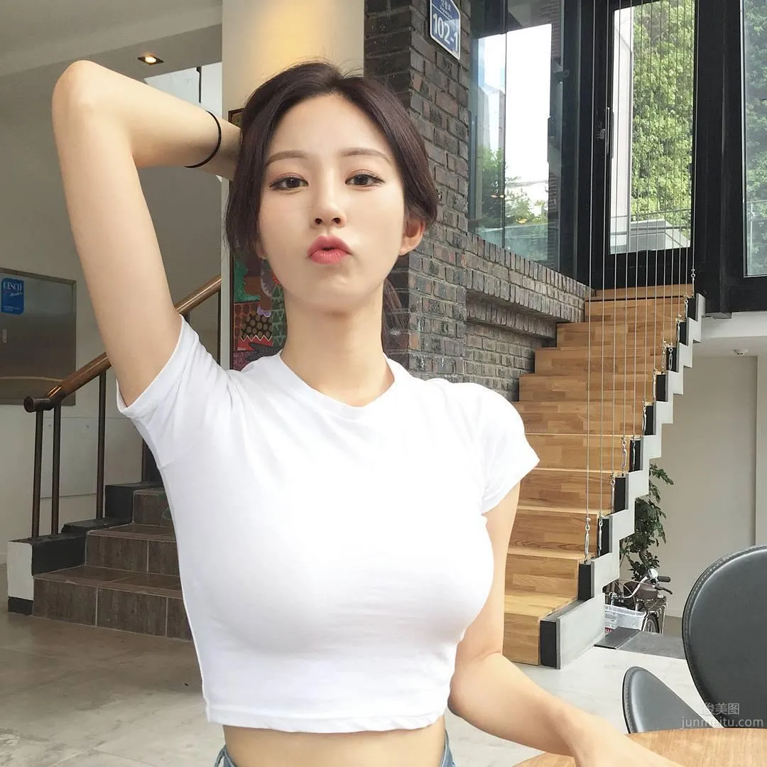 Korean Flawless Beauty Kim Bo-ra's IG Private Shoot Photos photo 22