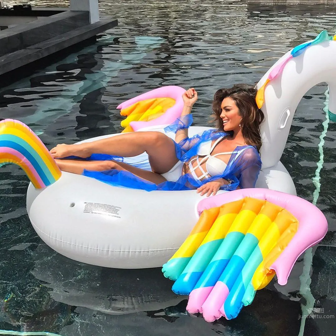 波多黎各女神Zuleyka Rivera 性感无比的IG私房照_24